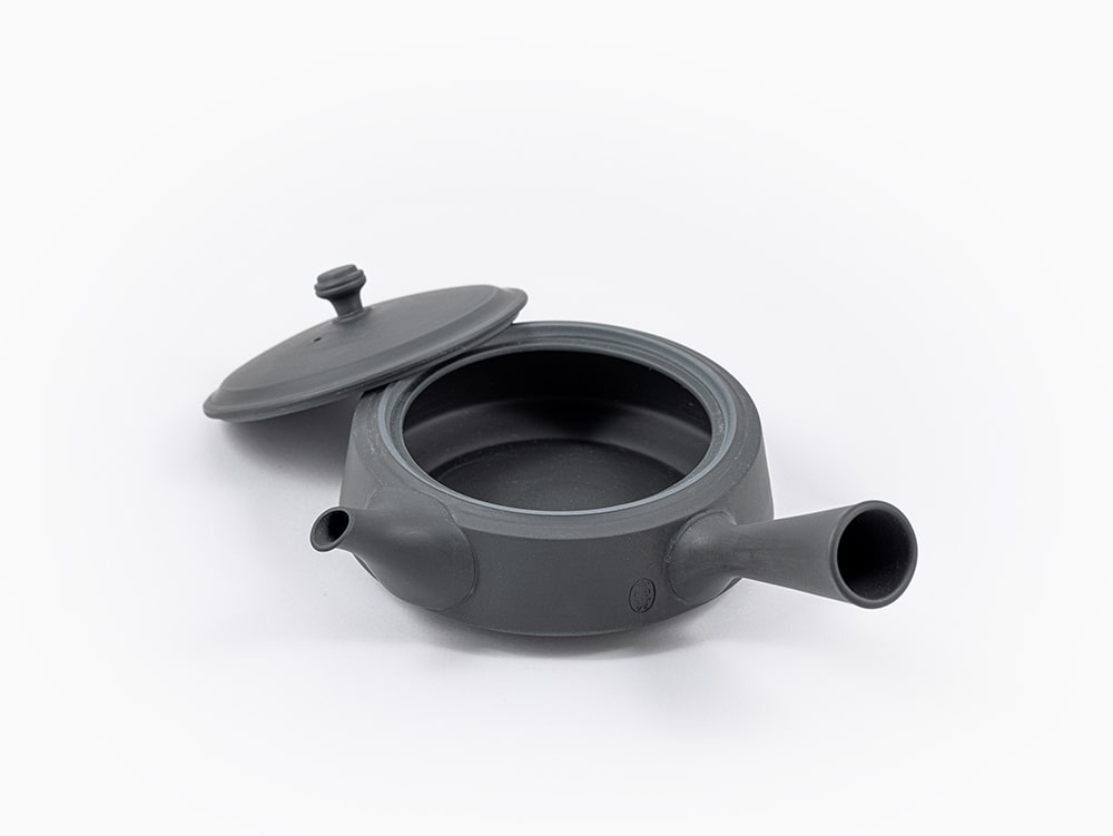 TAKASUKE kuro 横手右 6